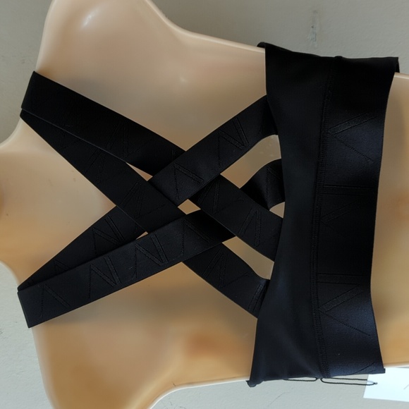 ALALA Eclipse Bra in Black - Picture 9 of 16